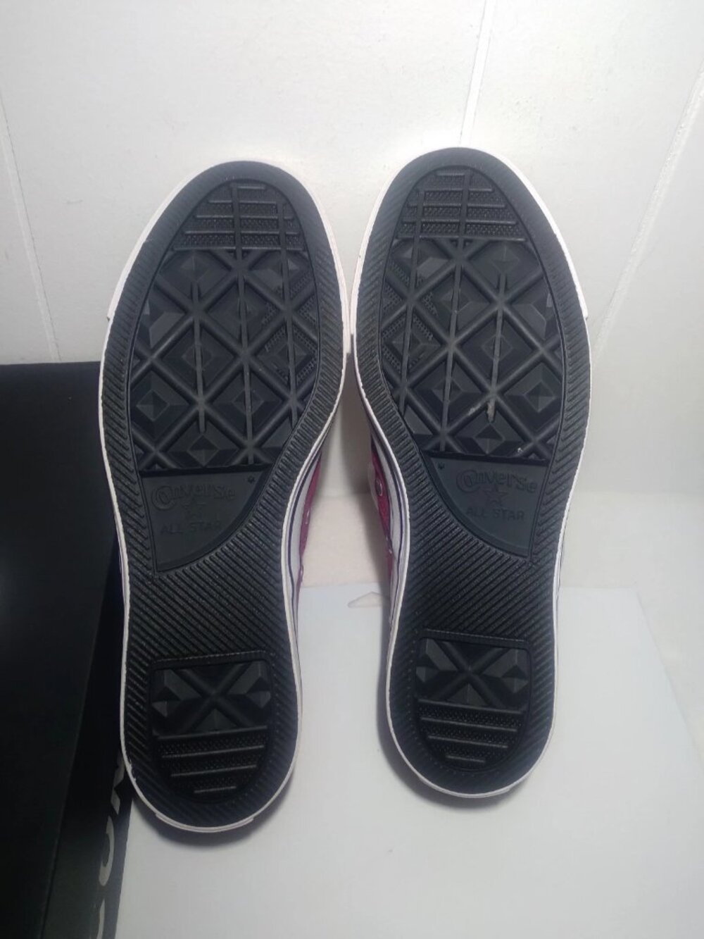 Converse Womens 9.5 CTAS Madison MID A15518F Sporty Berry Plaid Sneakers NEW - Picture 10 of 10
